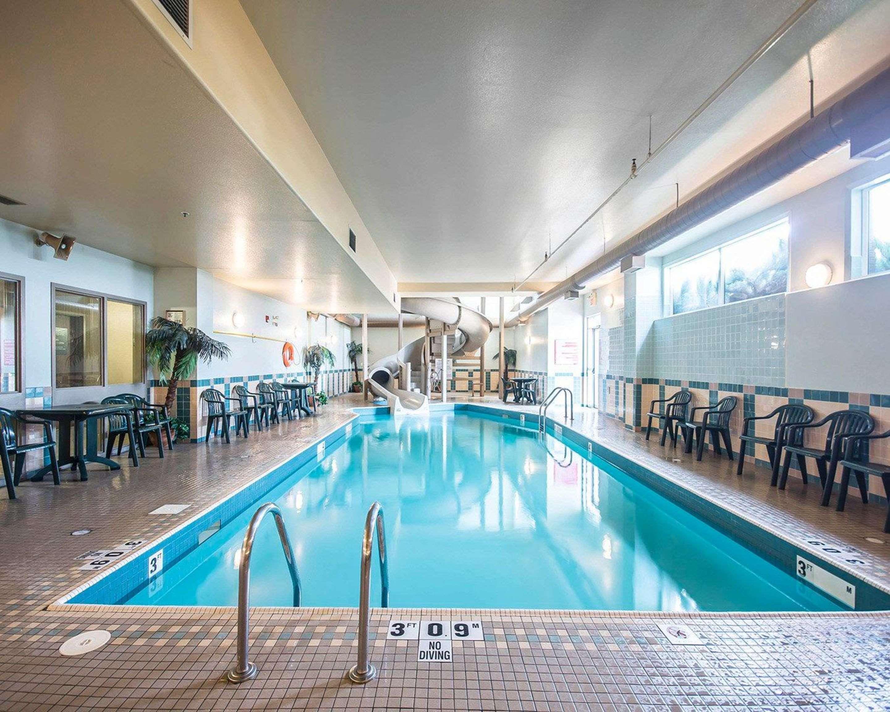 Comfort Inn & Suites Salmon Arm Luaran gambar