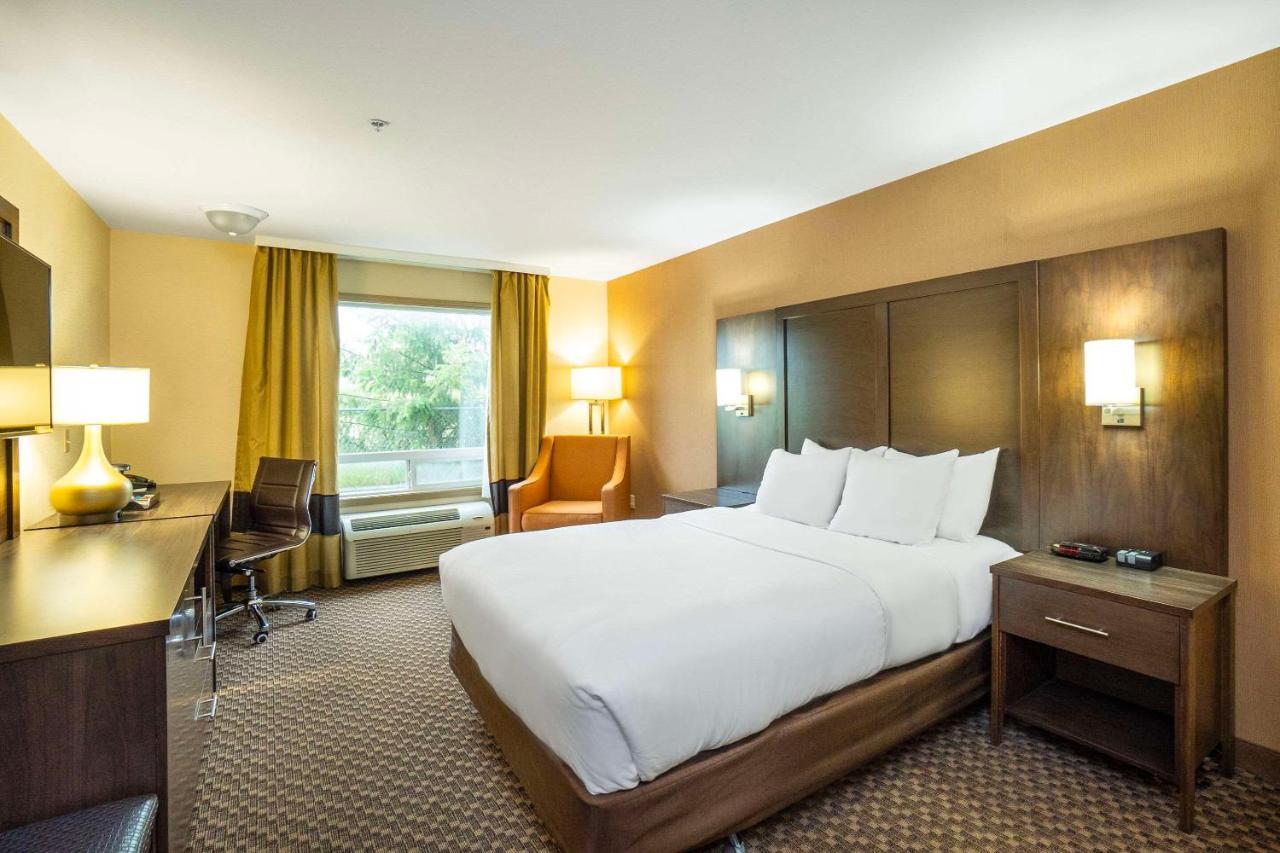 Comfort Inn & Suites Salmon Arm Luaran gambar