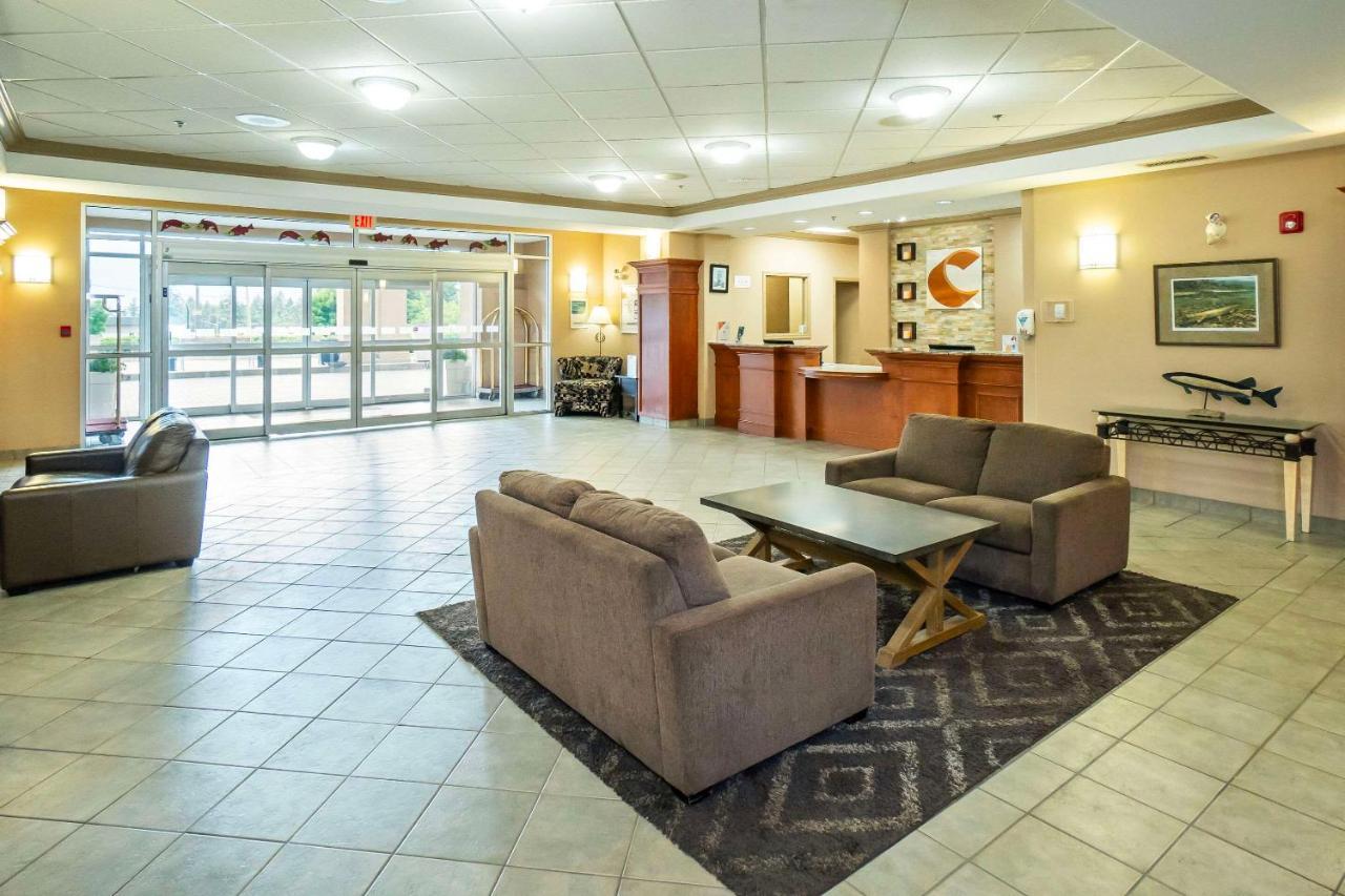 Comfort Inn & Suites Salmon Arm Luaran gambar