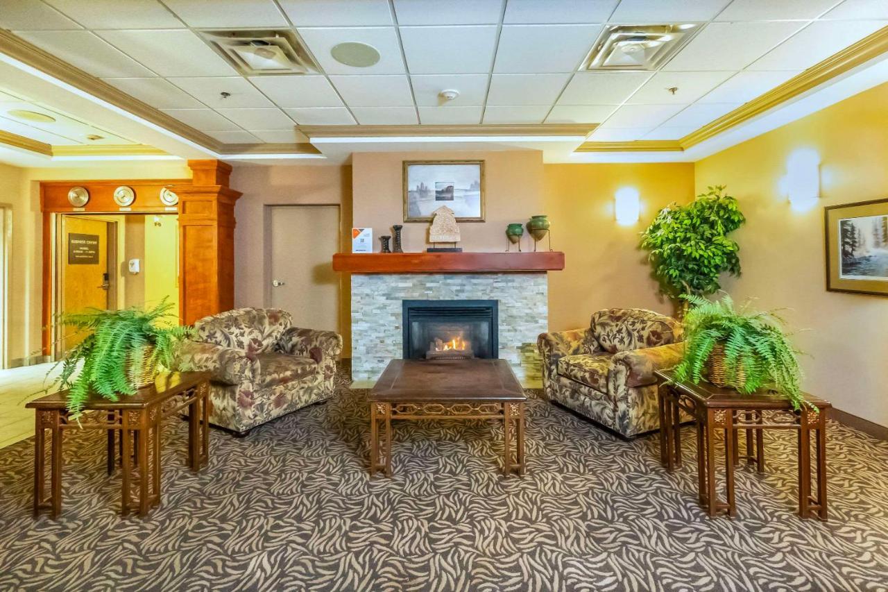Comfort Inn & Suites Salmon Arm Luaran gambar