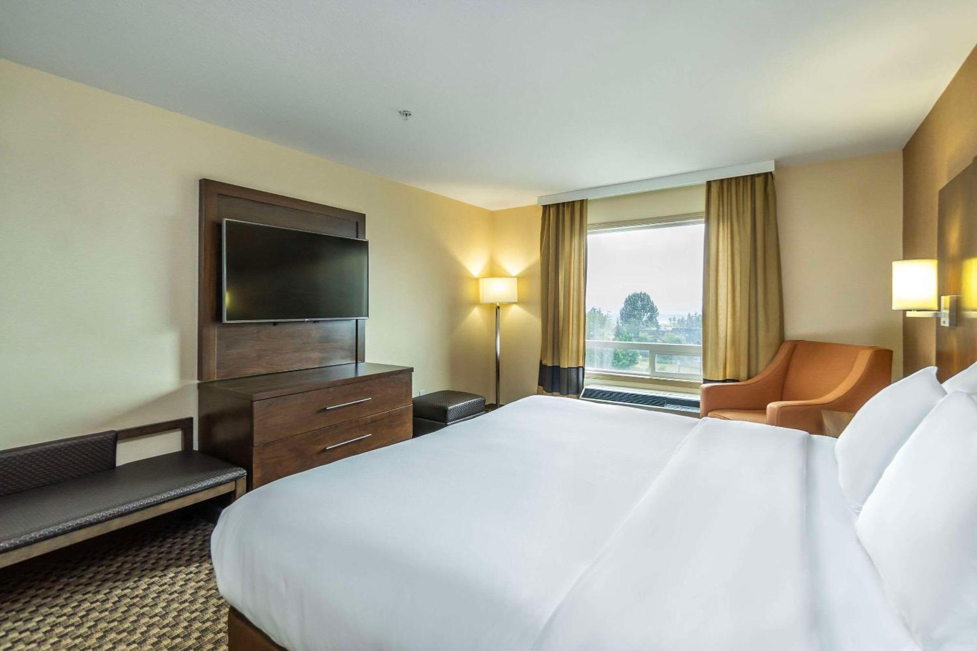 Comfort Inn & Suites Salmon Arm Luaran gambar