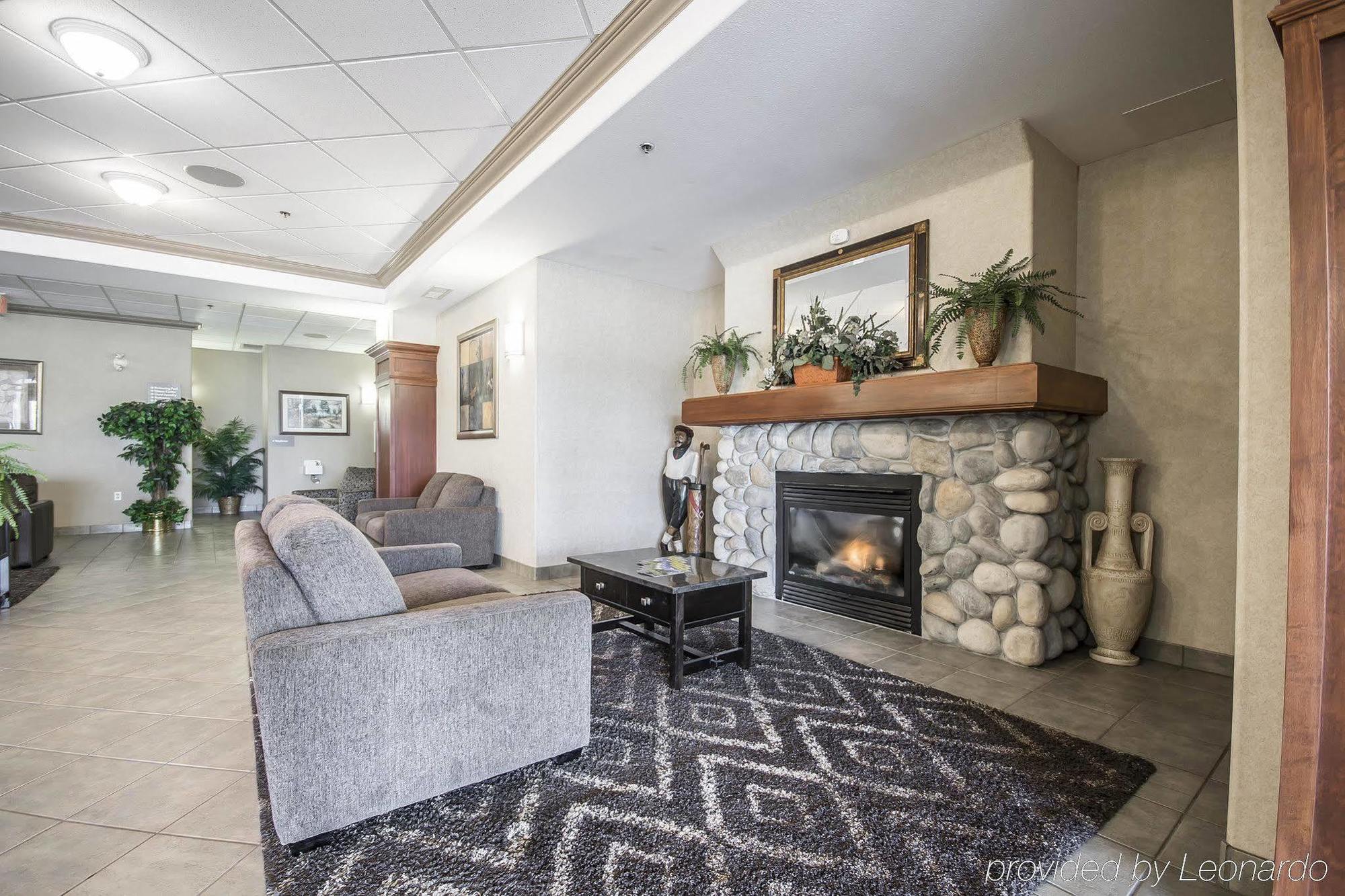 Comfort Inn & Suites Salmon Arm Luaran gambar