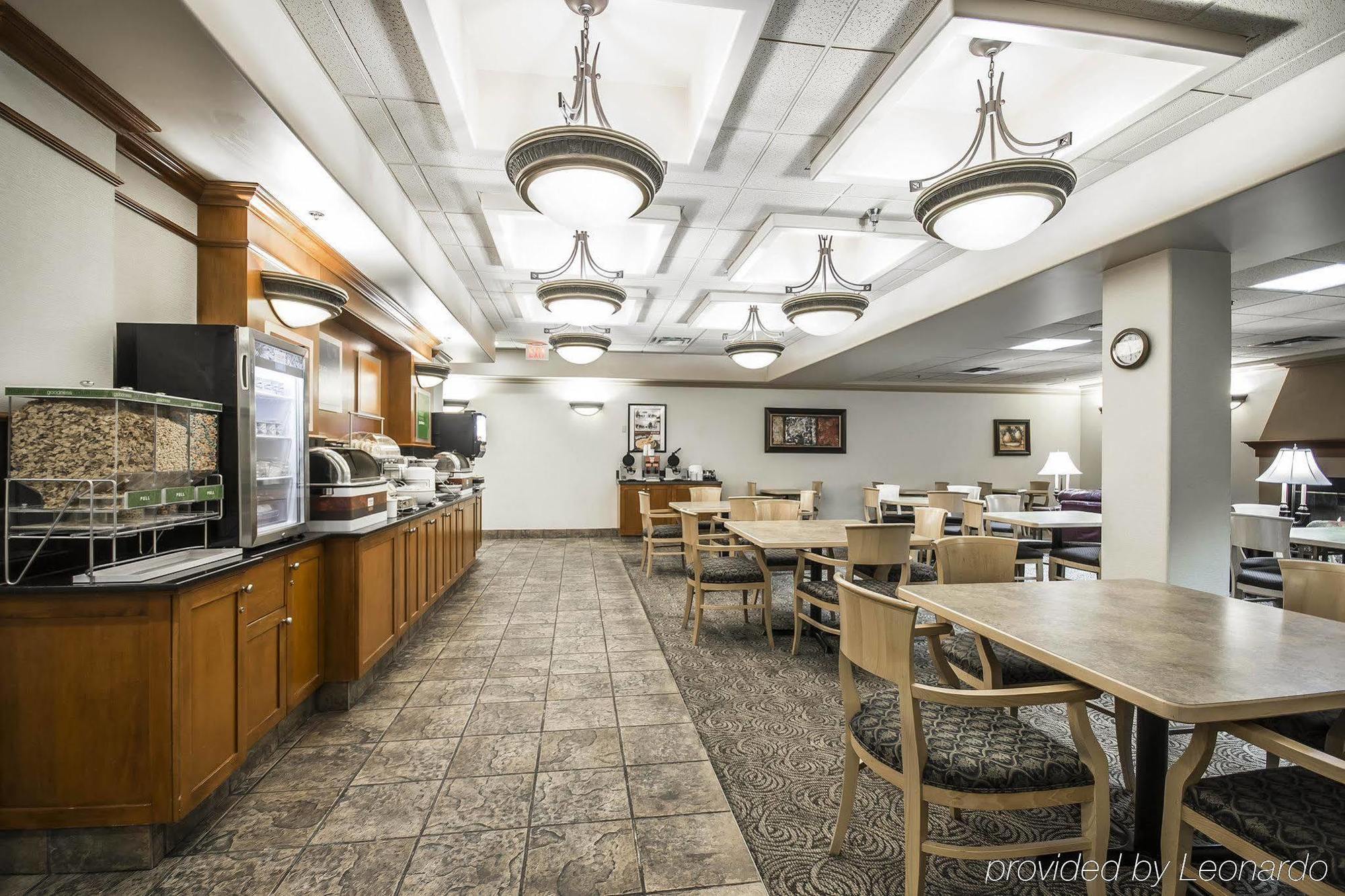Comfort Inn & Suites Salmon Arm Luaran gambar