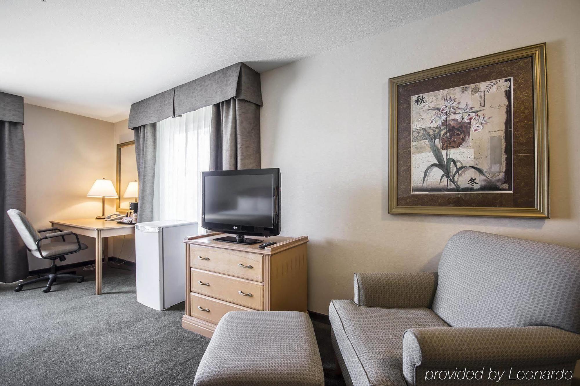 Comfort Inn & Suites Salmon Arm Luaran gambar